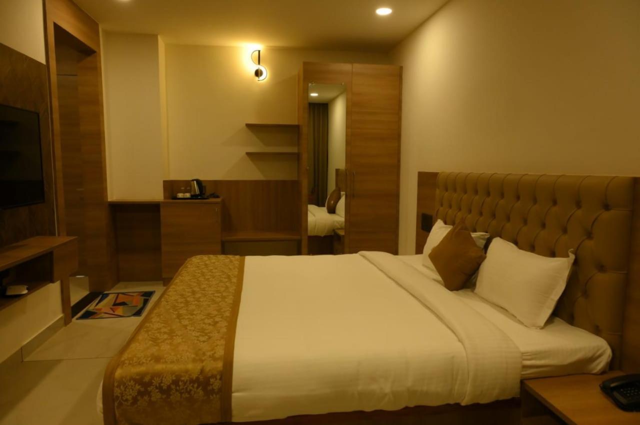 Shrreyas Inn Boarding & Lodging Kundapura Exterior foto