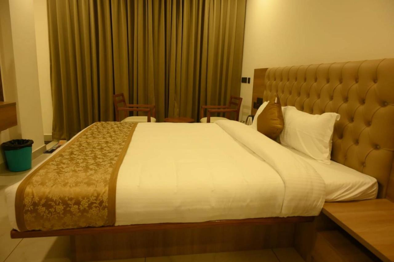 Shrreyas Inn Boarding & Lodging Kundapura Exterior foto